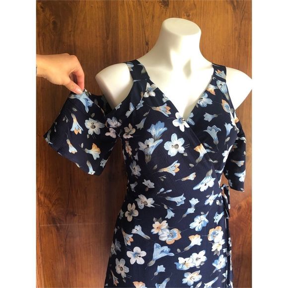 🆕 Miami Floral Cold Shoulder Wrap Dress - Picture 5 of 7